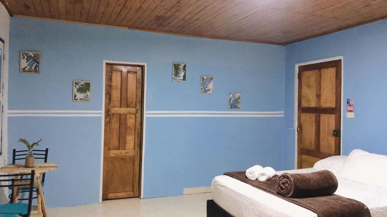 Hospedaje Casa Rosa Jardín Esterno foto